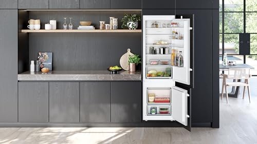 Siemens Built-In Fridge Freezer iQ500, Bottom Freezer, 270L Gross / 268L Net Capacity, Made in Germany, KI87VNSE0M